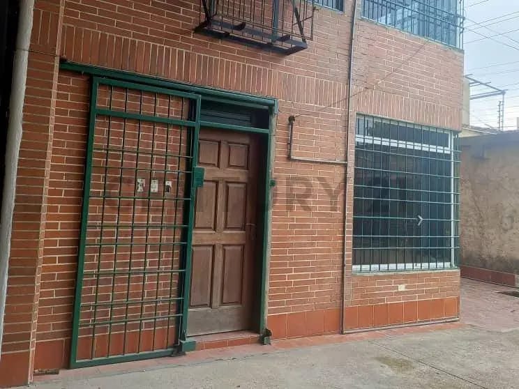 Se Alquila Galpon ideal empresa petrolera, depósitos, alimentos, lubricantes... - 16