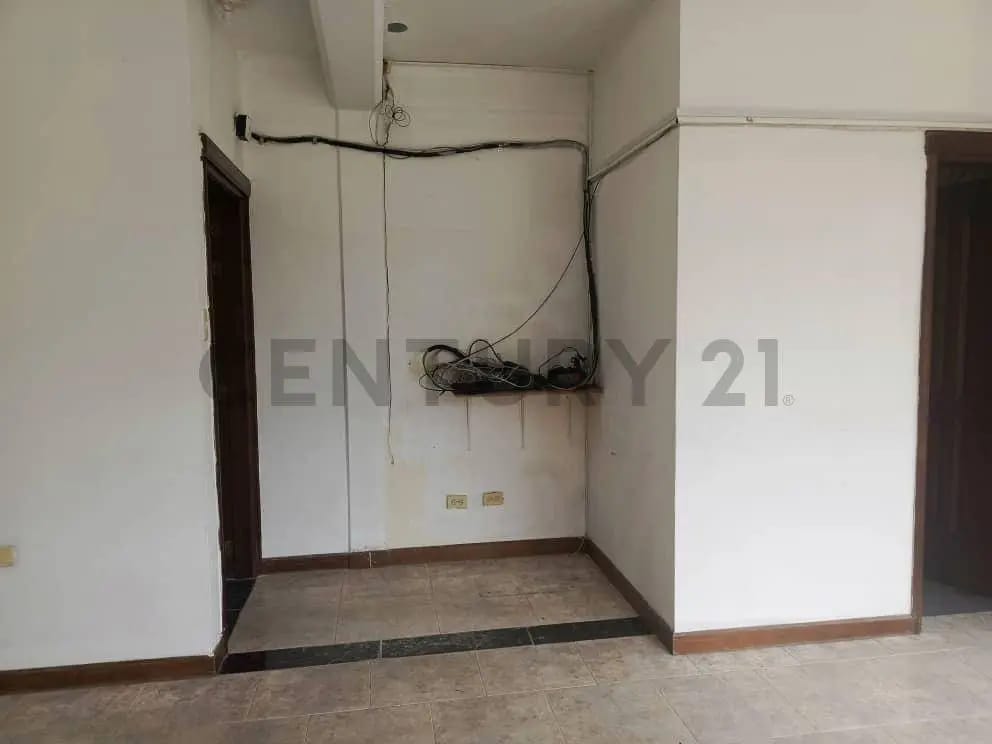 Se Alquila Galpon ideal empresa petrolera, depósitos, alimentos, lubricantes... - 9