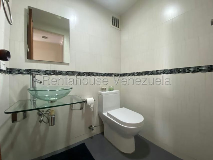 Apartamento (1 Nivel) en Venta en Los Samanes, Distrito Metropolitano - 22