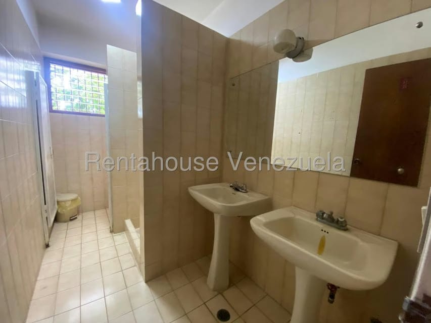 Apartamento (1 Nivel) en Venta en Los Samanes, Distrito Metropolitano - 77