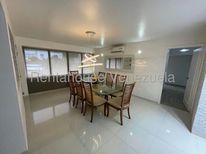 Apartamento (1 Nivel) en Venta en Las Esmeraldas, Distrito Metropolitano - 11