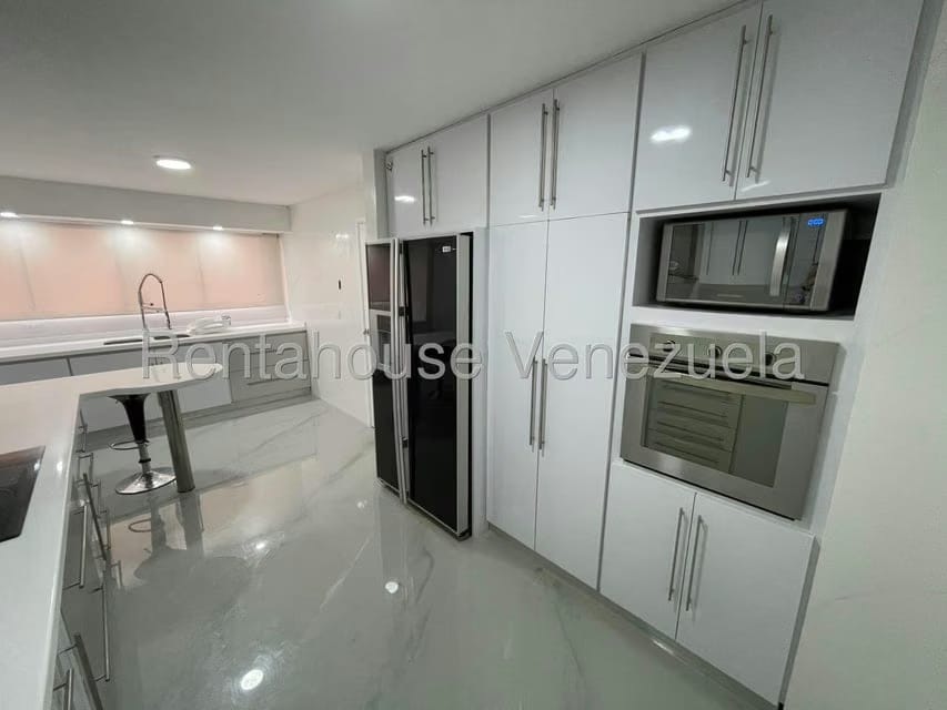 Apartamento (1 Nivel) en Venta en Las Esmeraldas, Distrito Metropolitano - 14