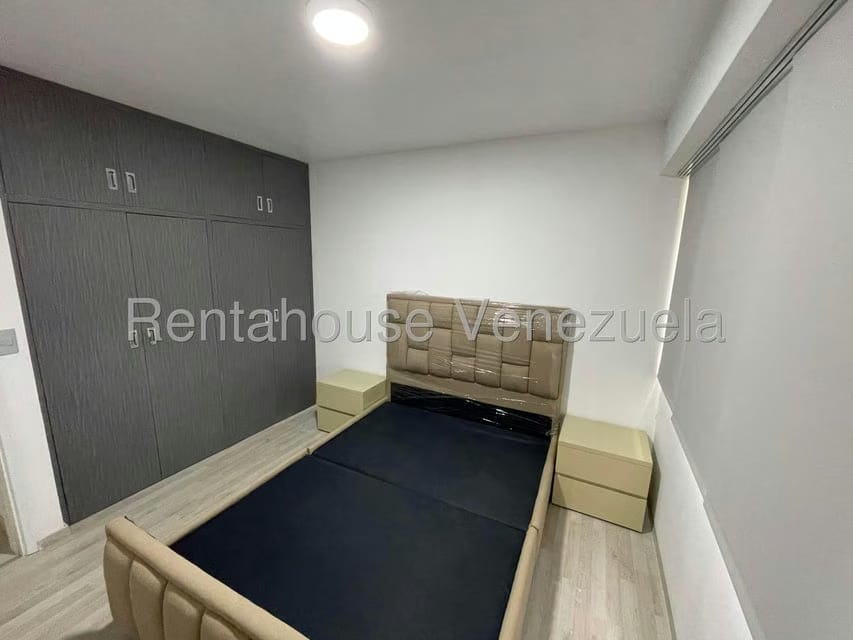 Apartamento (1 Nivel) en Venta en Las Esmeraldas, Distrito Metropolitano - 28