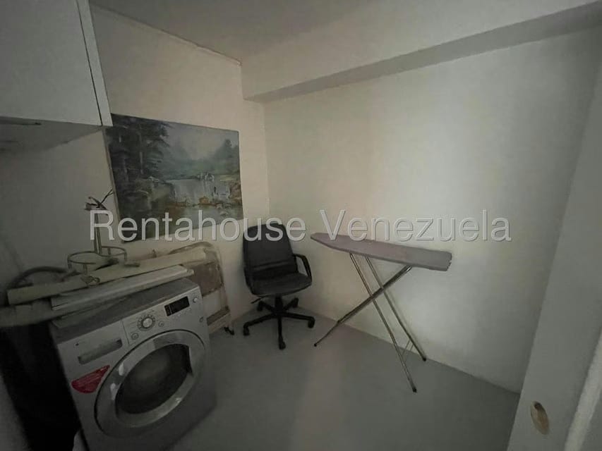 Apartamento (1 Nivel) en Venta en Las Esmeraldas, Distrito Metropolitano - 31