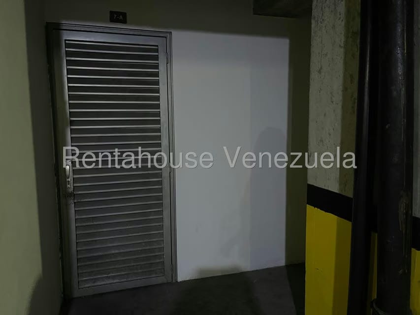 Apartamento (1 Nivel) en Venta en Las Esmeraldas, Distrito Metropolitano - 37