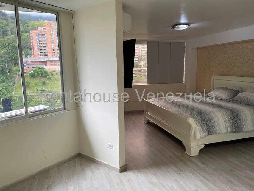 Apartamento (1 Nivel) en Venta en Las Esmeraldas, Distrito Metropolitano - 48