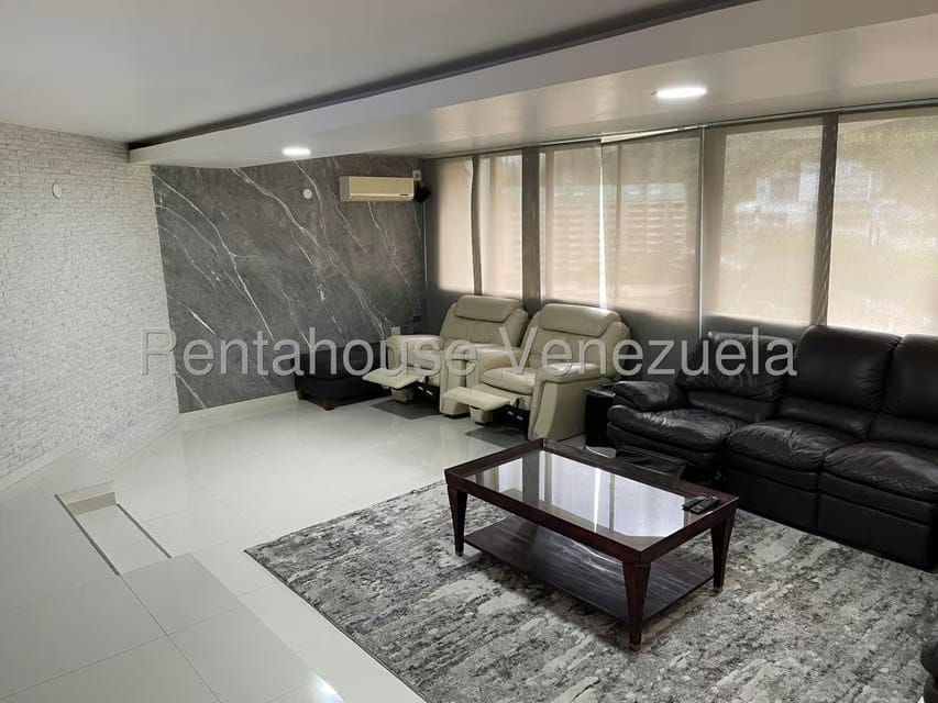 Apartamento (1 Nivel) en Venta en Las Esmeraldas, Distrito Metropolitano - 7