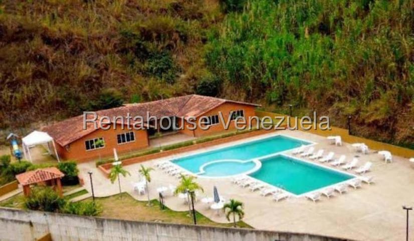 Apartamento (1 Nivel) en Alquiler en Colinas de La Tahona, Distrito Metropolitano - 21