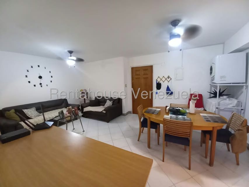 Apartamento (1 Nivel) en Venta en Trigal Norte, Carabobo - 13