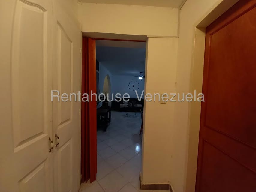 Apartamento (1 Nivel) en Venta en Trigal Norte, Carabobo - 14