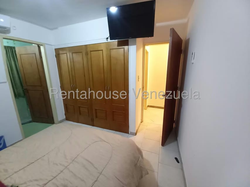 Apartamento (1 Nivel) en Venta en Trigal Norte, Carabobo - 17