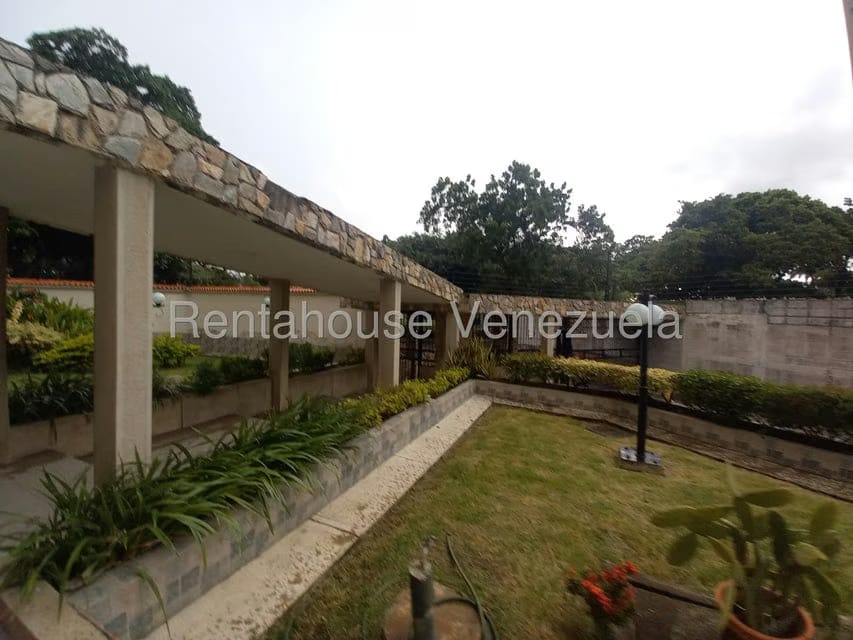 Apartamento (1 Nivel) en Venta en Trigal Norte, Carabobo - 26