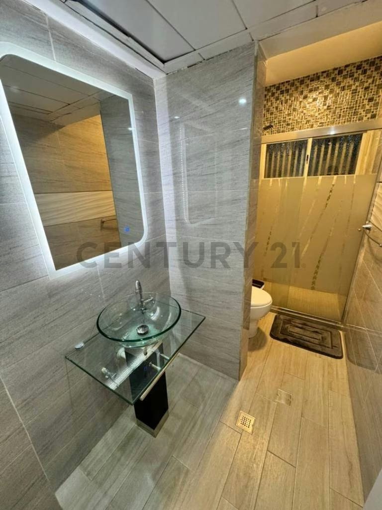 Apartamento en venta en Lecheria CR Puerto Aventura - 5