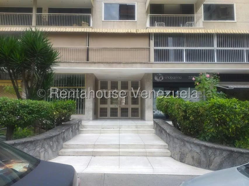 Apartamento (1 Nivel) en Alquiler en Los Palos Grandes, Distrito Metropolitano