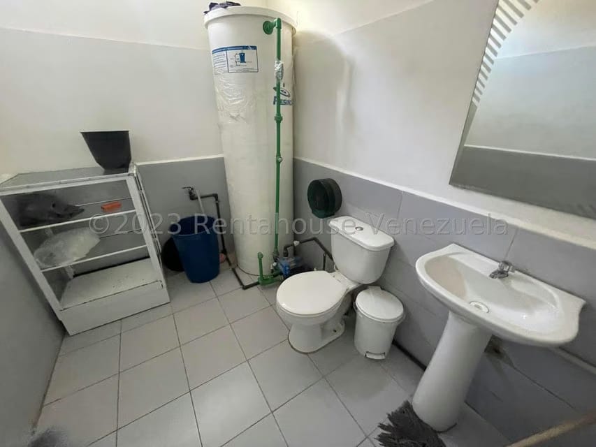 Comercial (Club Campestre) en Alquiler en Nueva Segovia, Lara - 11