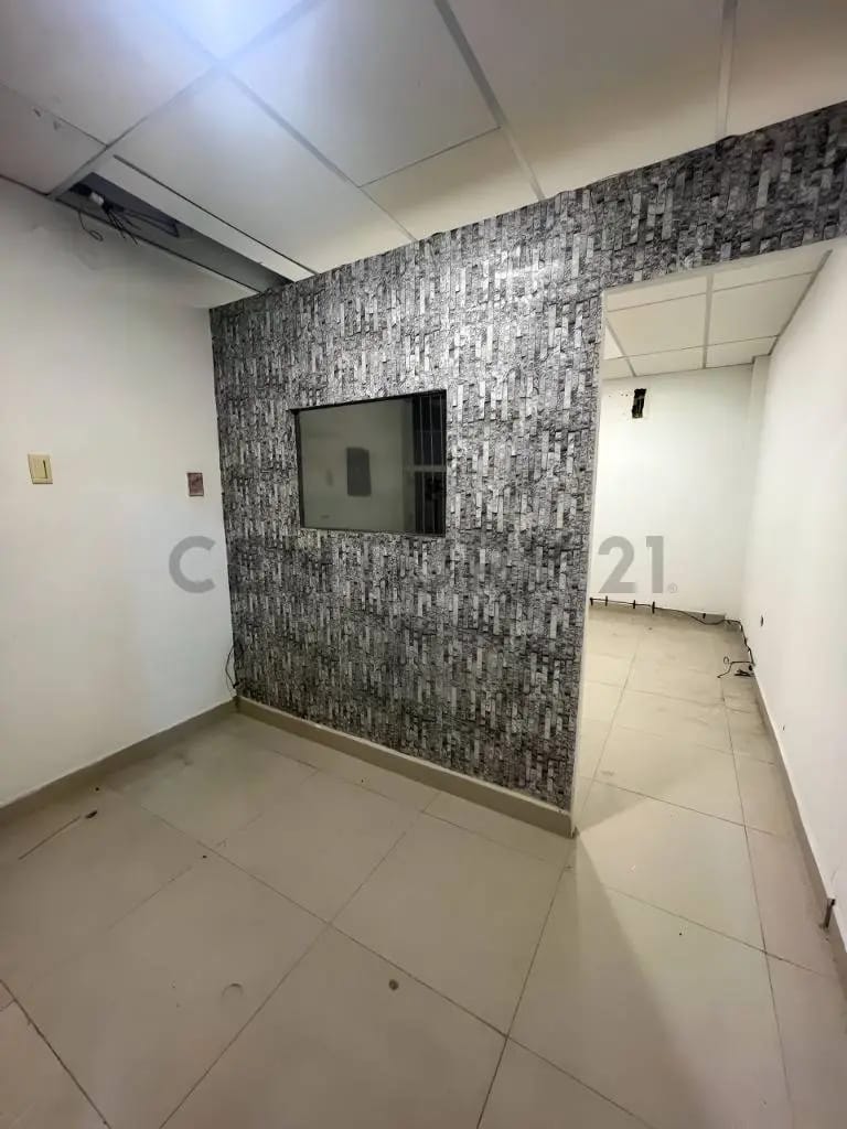 Local Comercial en Alquiler de Lomas del Mar, Barcelona - 5