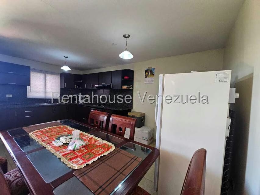 Casa (1 Nivel) en Alquiler en Centro, Falcon - 24