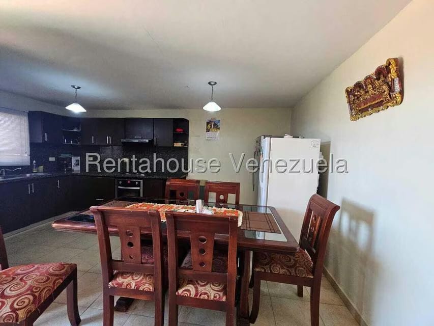 Casa (1 Nivel) en Alquiler en Centro, Falcon - 25