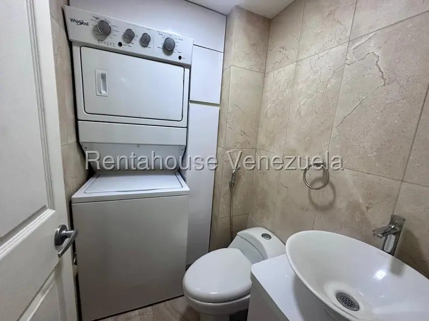 Apartamento (1 Nivel) en Alquiler en El Encantado, Distrito Metropolitano - 9