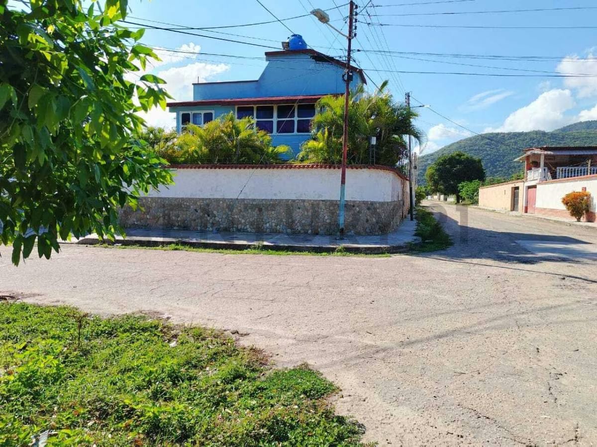 Exclusiva casa quinta en ocumare de la costa el playon