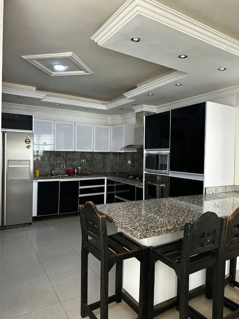 TH ubicado en la Urb. Villas del Este Anaco - 2