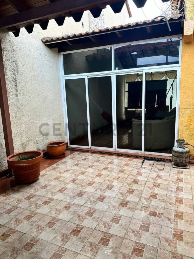 TH ubicado en la Urb. Villas del Este Anaco - 5
