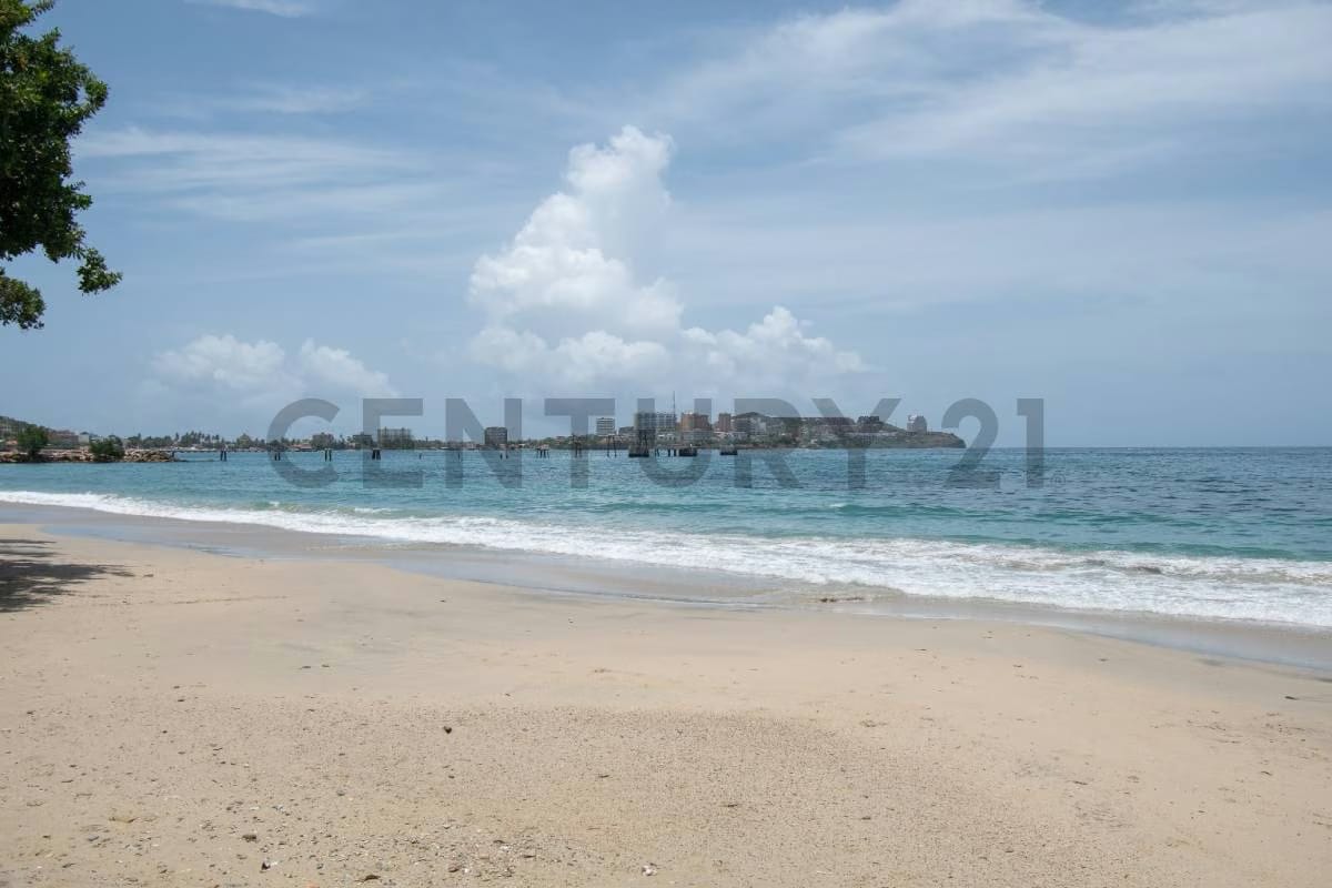 Residencias Playa Real, vista al mar en Playa Moreno, Pampatar - 11