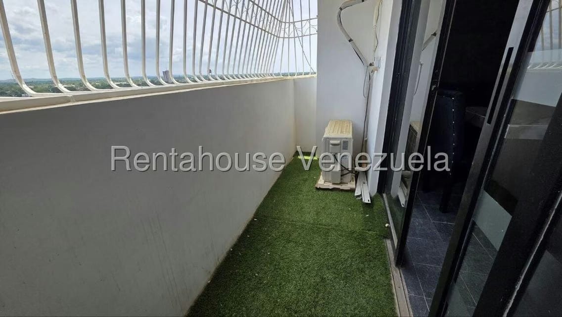 Apartamento (1 Nivel) en Alquiler en Ambrosio, Zulia - 17