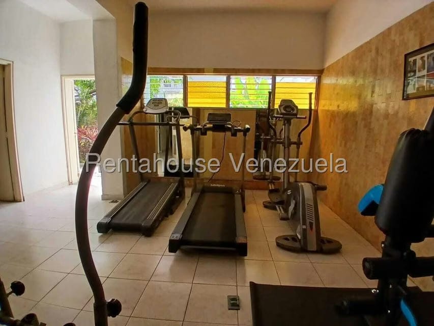 Apartamento (1 Nivel) en Alquiler en Altamira, Distrito Metropolitano - 16