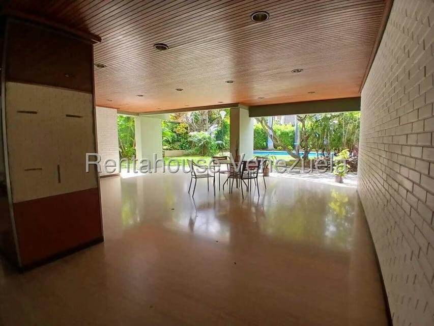 Apartamento (1 Nivel) en Alquiler en Altamira, Distrito Metropolitano - 3