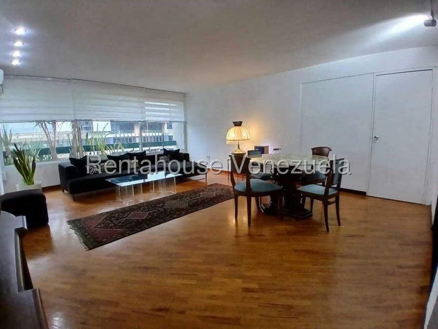 Apartamento (1 Nivel) en Alquiler en Altamira, Distrito Metropolitano - 6