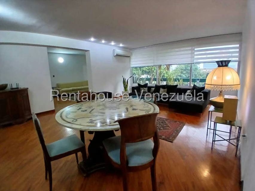 Apartamento (1 Nivel) en Alquiler en Altamira, Distrito Metropolitano - 9