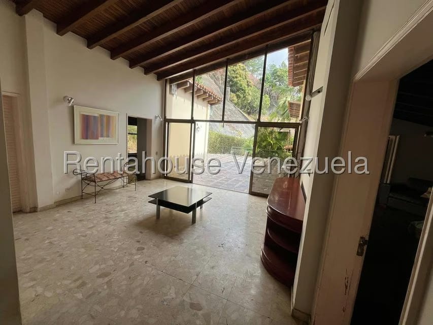 Casa (Multipes Niveles) en Venta en Prados del Este, Distrito Metropolitano - 9