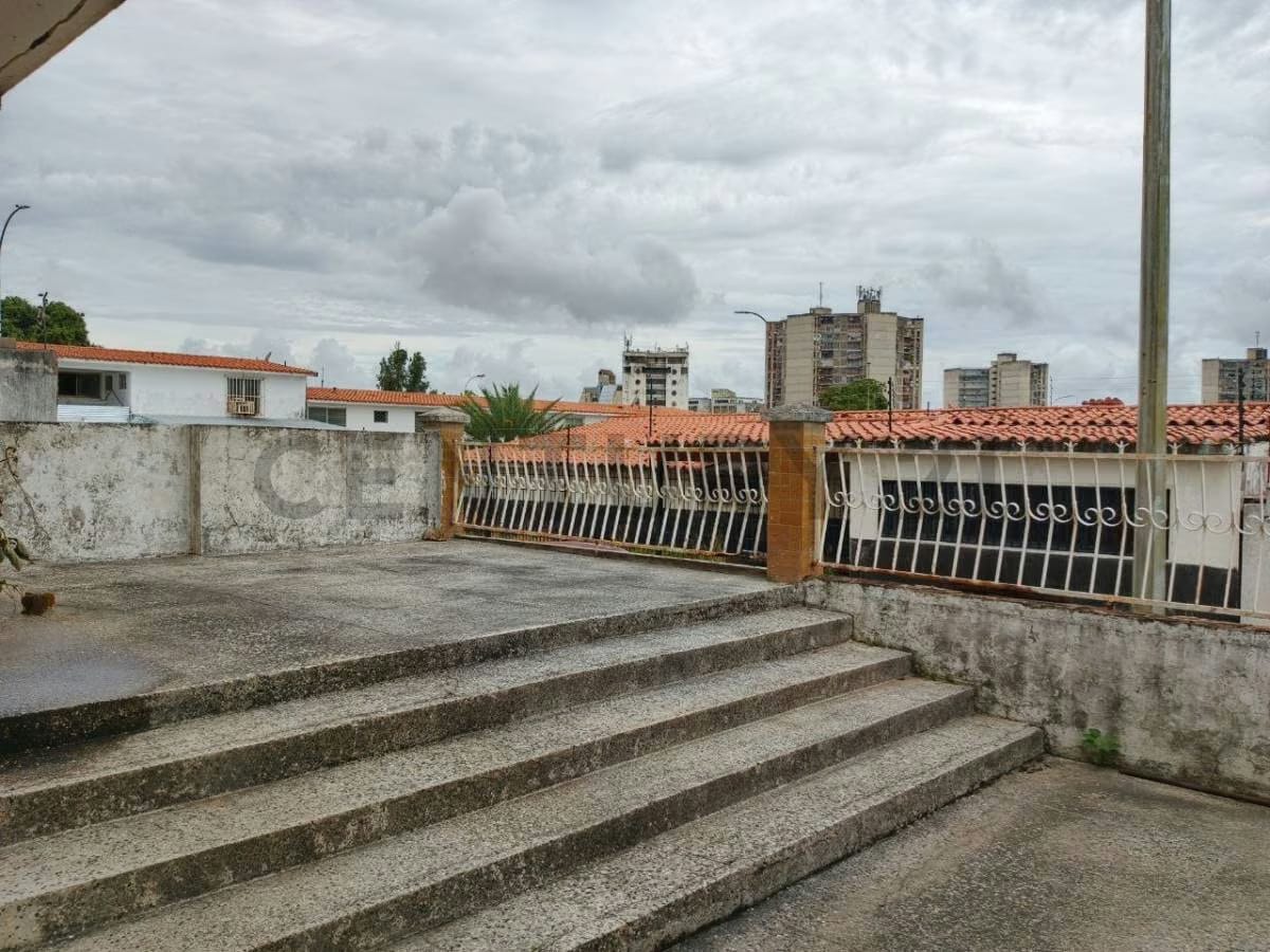 casa en venta urbanización Villa Alianza Puerto Ordaz para remodelar - 12