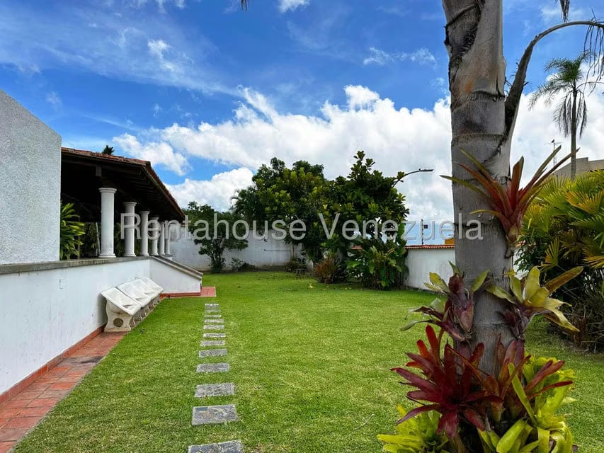 Casa (1 Nivel) en Venta en La Lagunita Country Club, Distrito Metropolitano - 3
