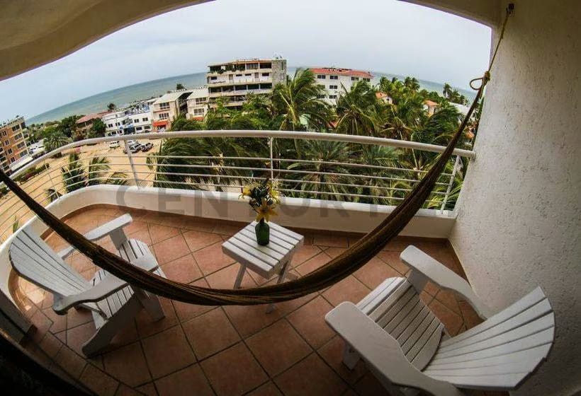 En venta Hotel California en playa El Yaque Isla de Margarita - 10