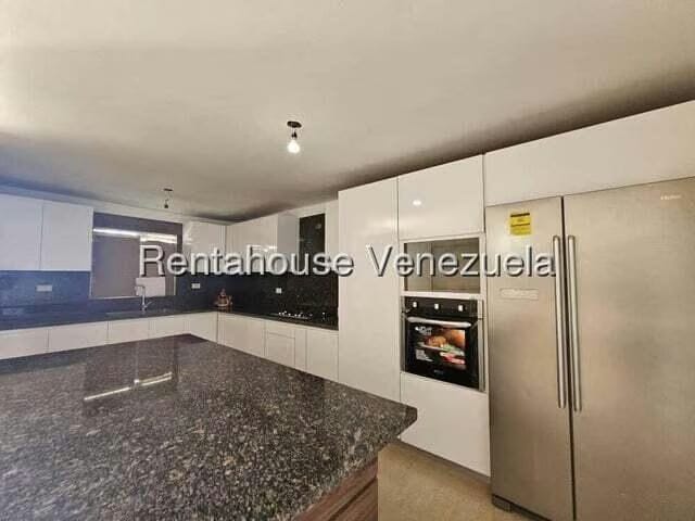 Casa (1 Nivel) en Alquiler en Centro, Falcon - 19