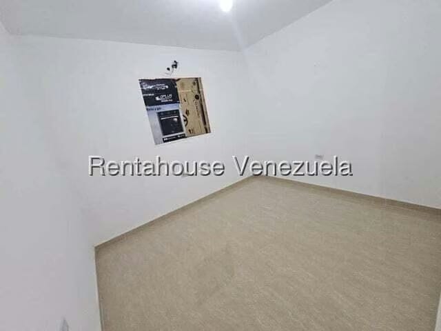 Casa (1 Nivel) en Alquiler en Centro, Falcon - 5