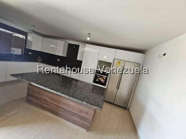 Casa (1 Nivel) en Alquiler en Centro, Falcon - 10