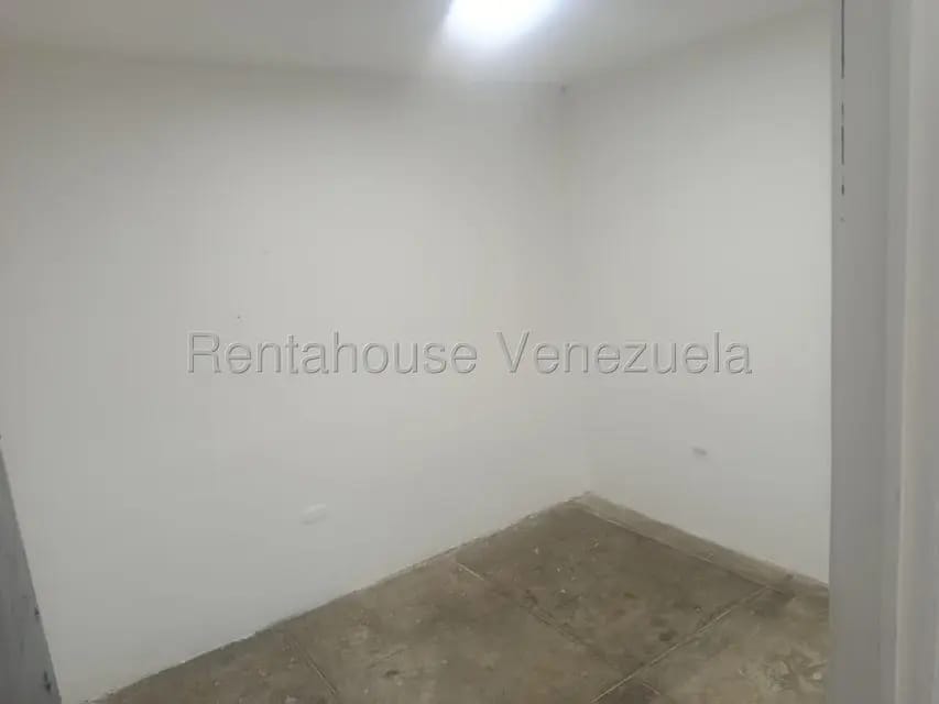 Comercial (Local Comercial) en Alquiler en Sector Bobare, Falcon - 8