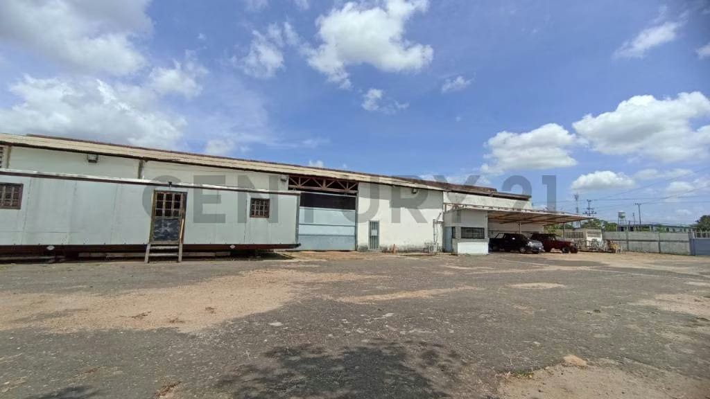 En venta Patio para instalar empresa petrolera en la ciudad de Anaco - 11