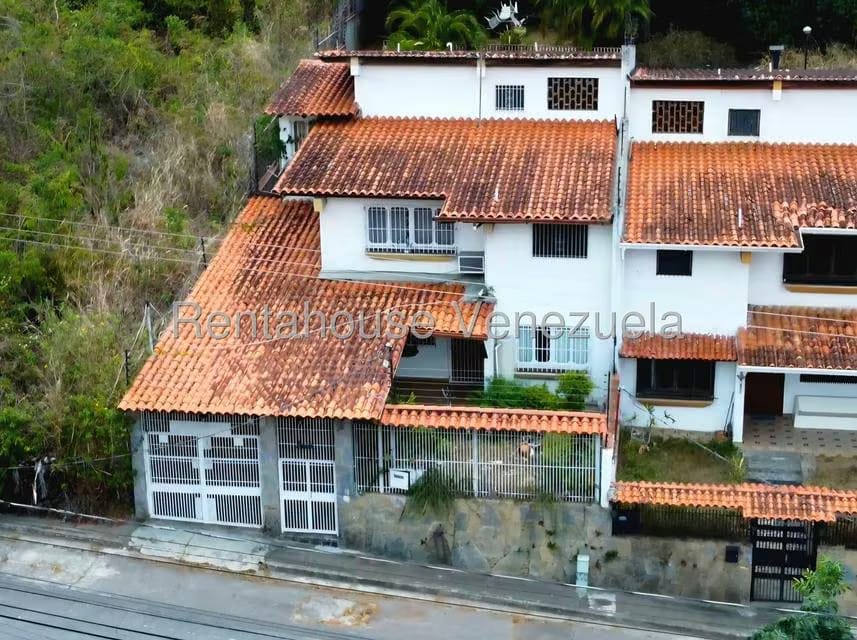 Casa (Multipes Niveles) en Venta en Miranda, Distrito Metropolitano - 2