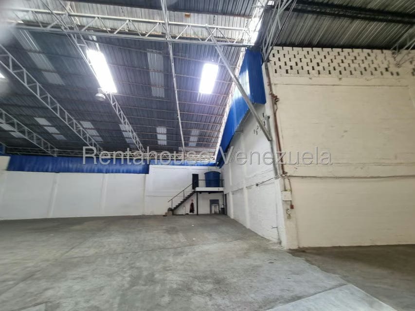Comercial (Galpon - Deposito) en Venta en La Yaguara, Distrito Metropolitano - 16