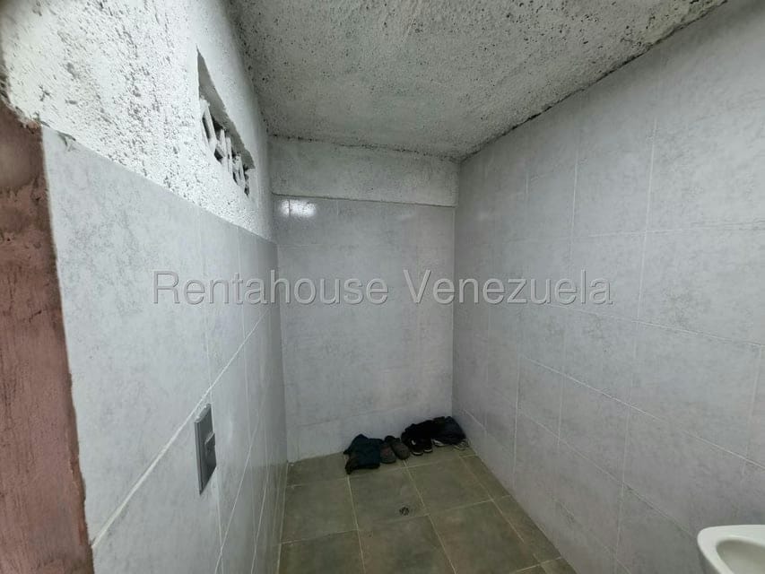 Comercial (Galpon - Deposito) en Venta en La Yaguara, Distrito Metropolitano - 18