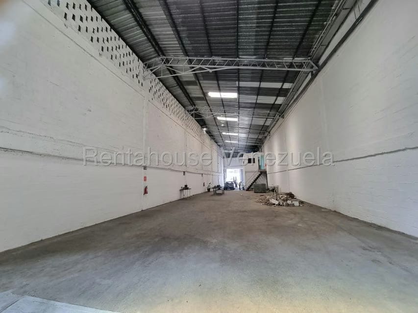 Comercial (Galpon - Deposito) en Venta en La Yaguara, Distrito Metropolitano - 21