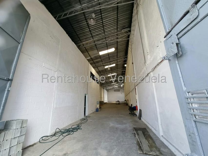 Comercial (Galpon - Deposito) en Venta en La Yaguara, Distrito Metropolitano - 8
