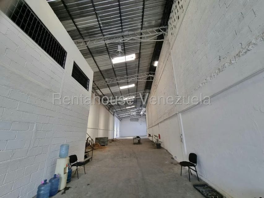 Comercial (Galpon - Deposito) en Venta en La Yaguara, Distrito Metropolitano - 9