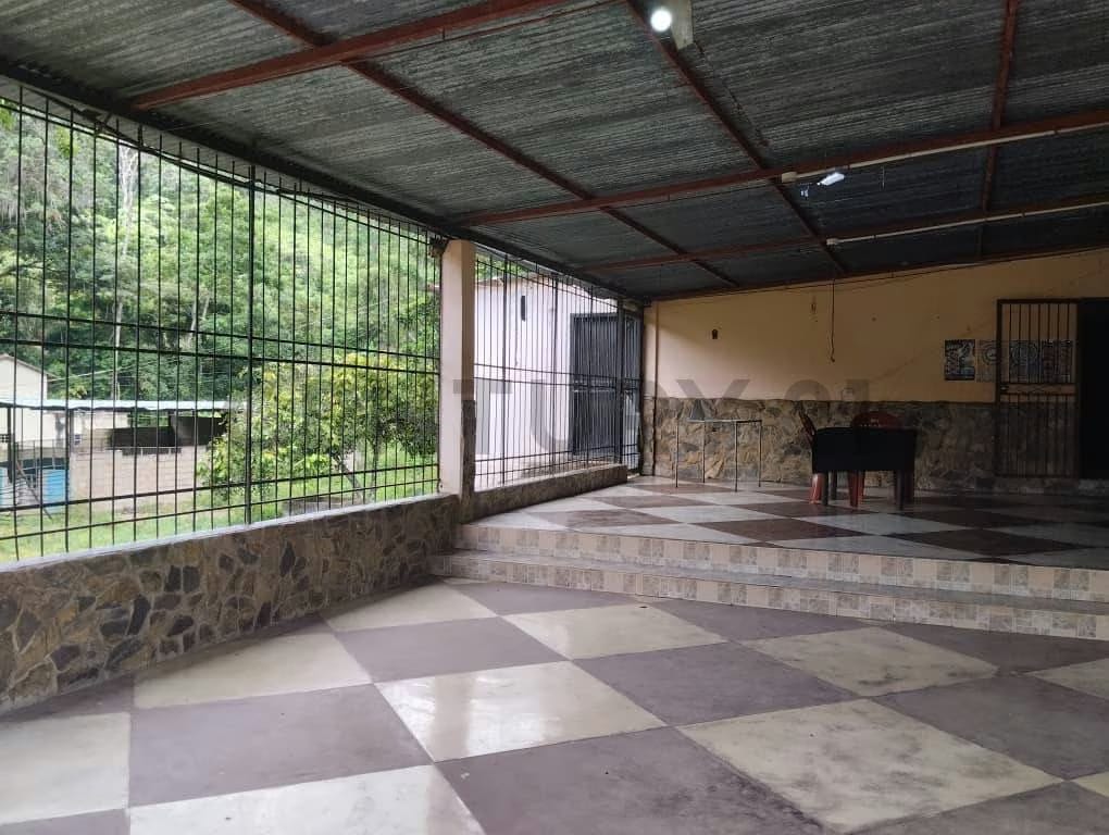 Mini Finca en venta en el Sector Pueblo Nuevo de la parroquia Guanaguana. - 7