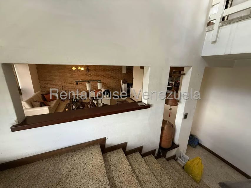 Apartamento (Duplex) en Venta en La Florida, Distrito Metropolitano - 16