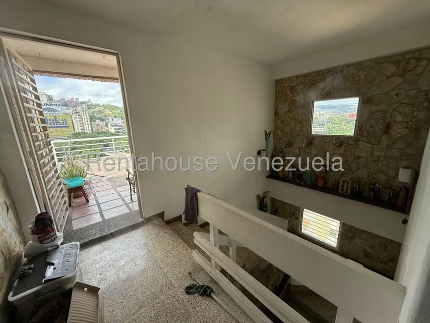Apartamento (Duplex) en Venta en La Florida, Distrito Metropolitano - 20